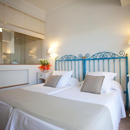 Hostal La Savina Ла-Савіна Екстер'єр фото